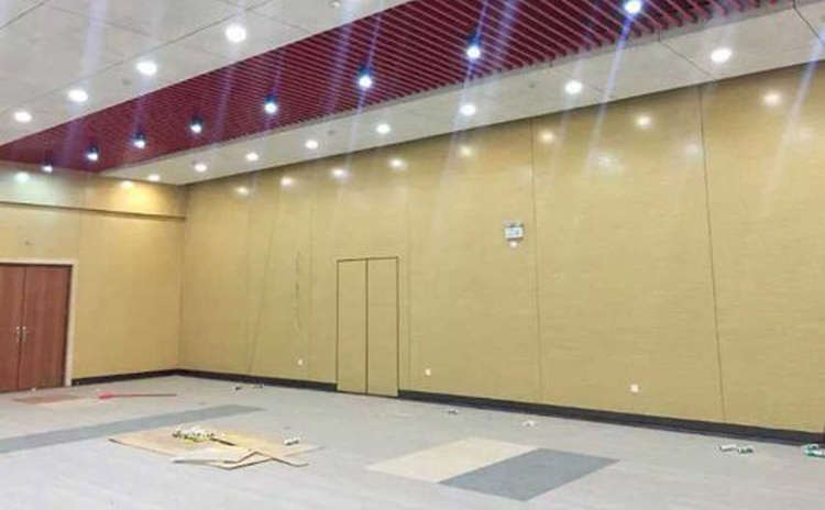 四川樂山學校會議室吸音纖維板聲學工程-1